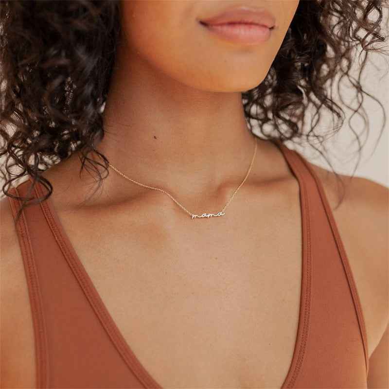 Mama Necklace Gold – Stainless Steel Mom Pendant