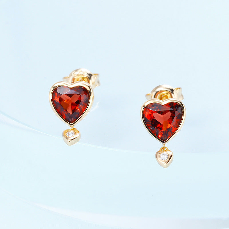 January birthstone garnet earrings in polished 925 silver